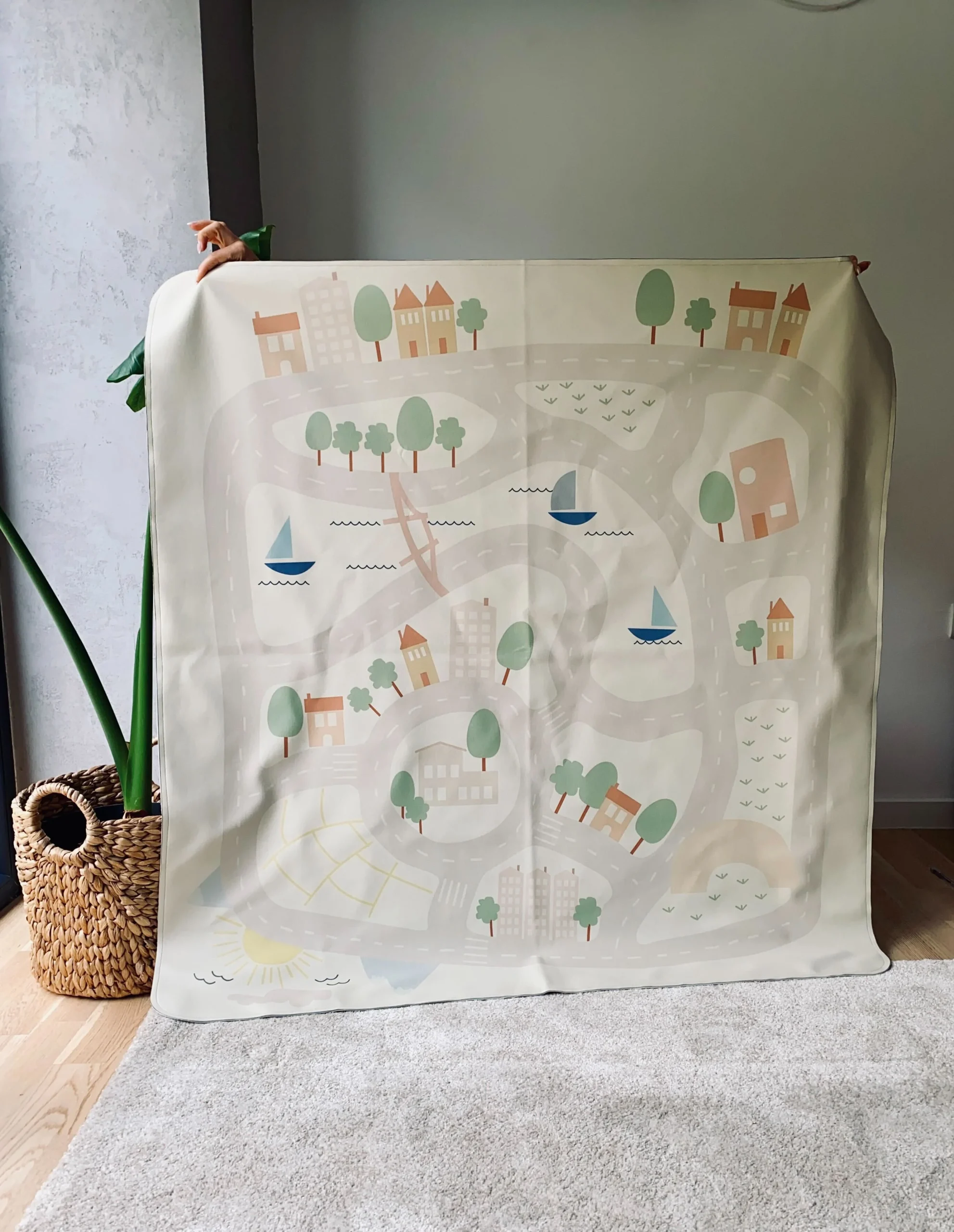 Sуница - МИДИ ПЛУС Град Шарен Свет